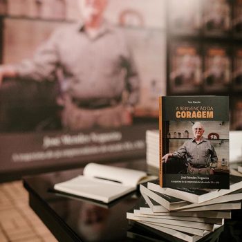 Evento corporativo para lançamento de livro.